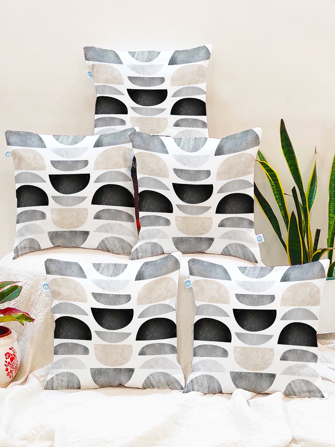 STITCHNEST Black & White Set of 5 Geometric Round Cushion Covers