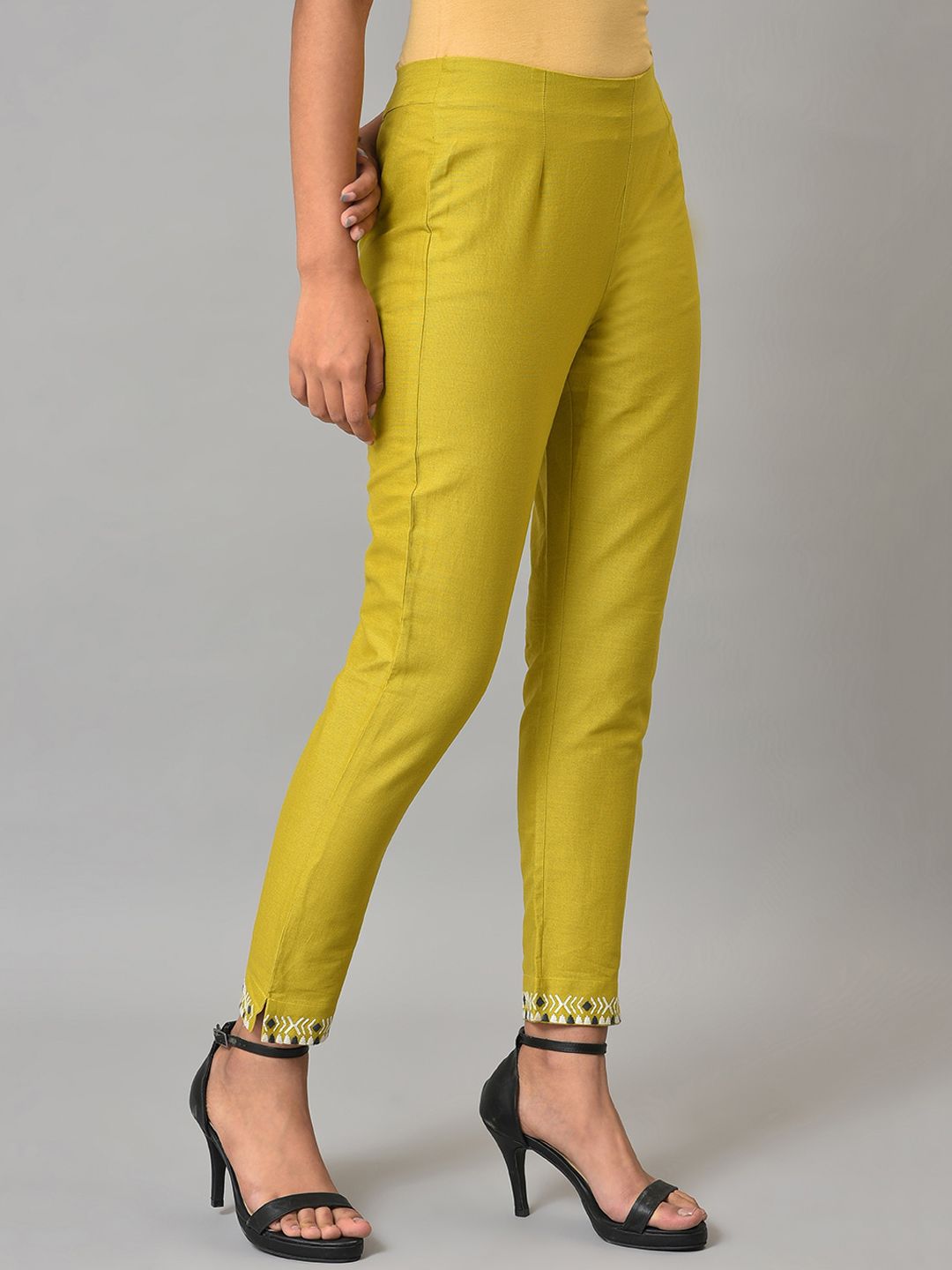 W Women Regular Fit Cigarette Trousers