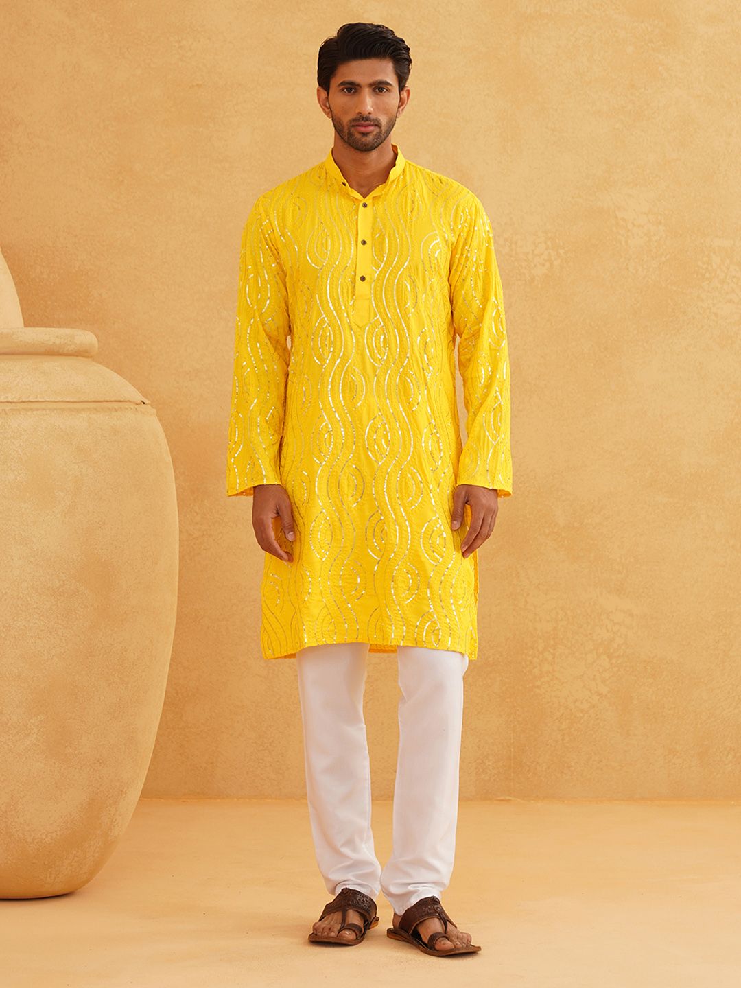 SOJANYA Motif Etnik Bersulam Kurta Lurus Kapas Tulen Bersulam dengan Churidar