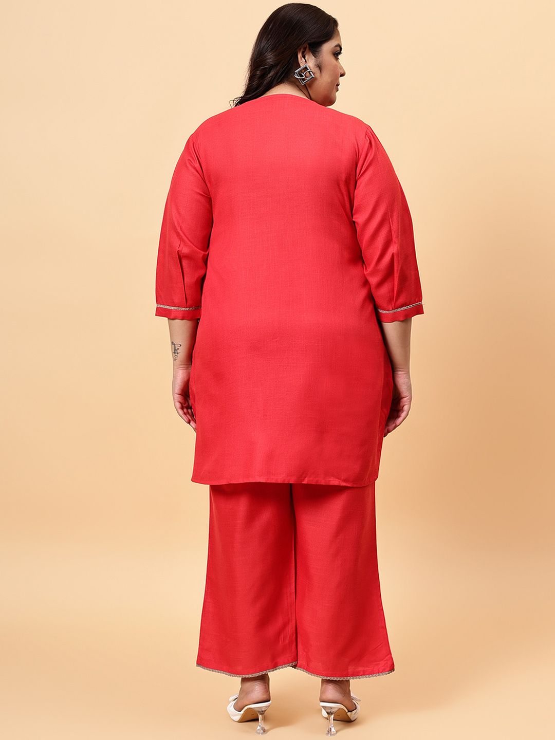 Bani Embroidered Round-Neck Tunic With Flared Trousers Co-Ords