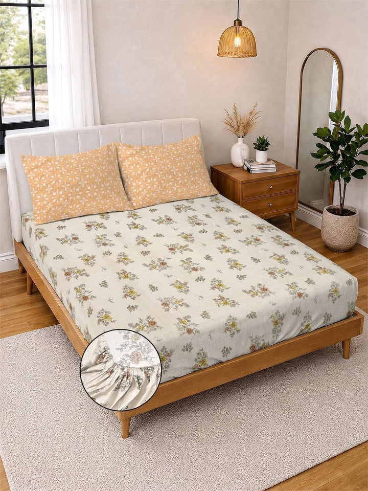 KLOTTHE Floral Printed 300 TC King-Size Bedsheet with 2 Pillow Covers