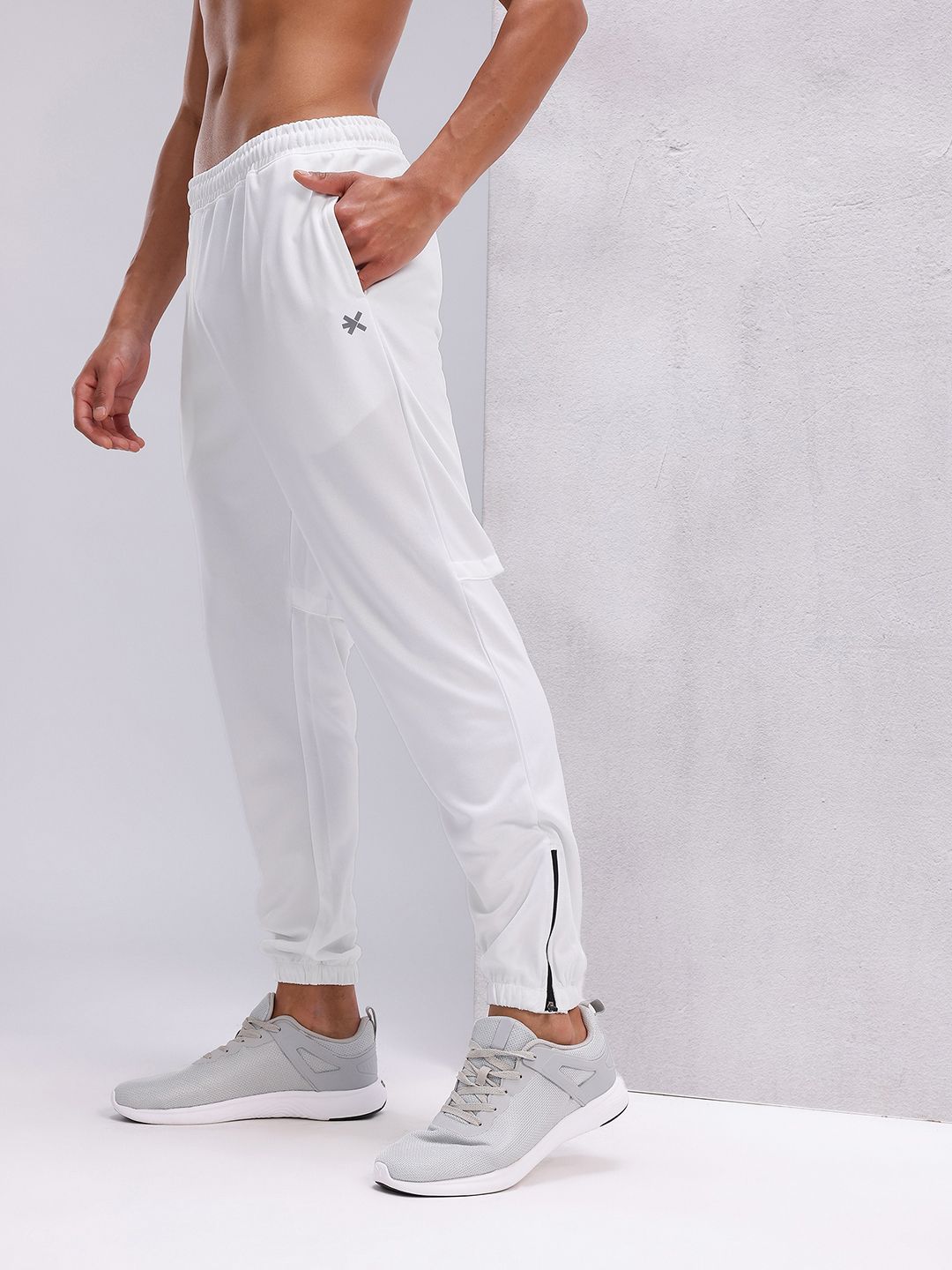 HRX by Hrithik Roshan Men Running Joggers