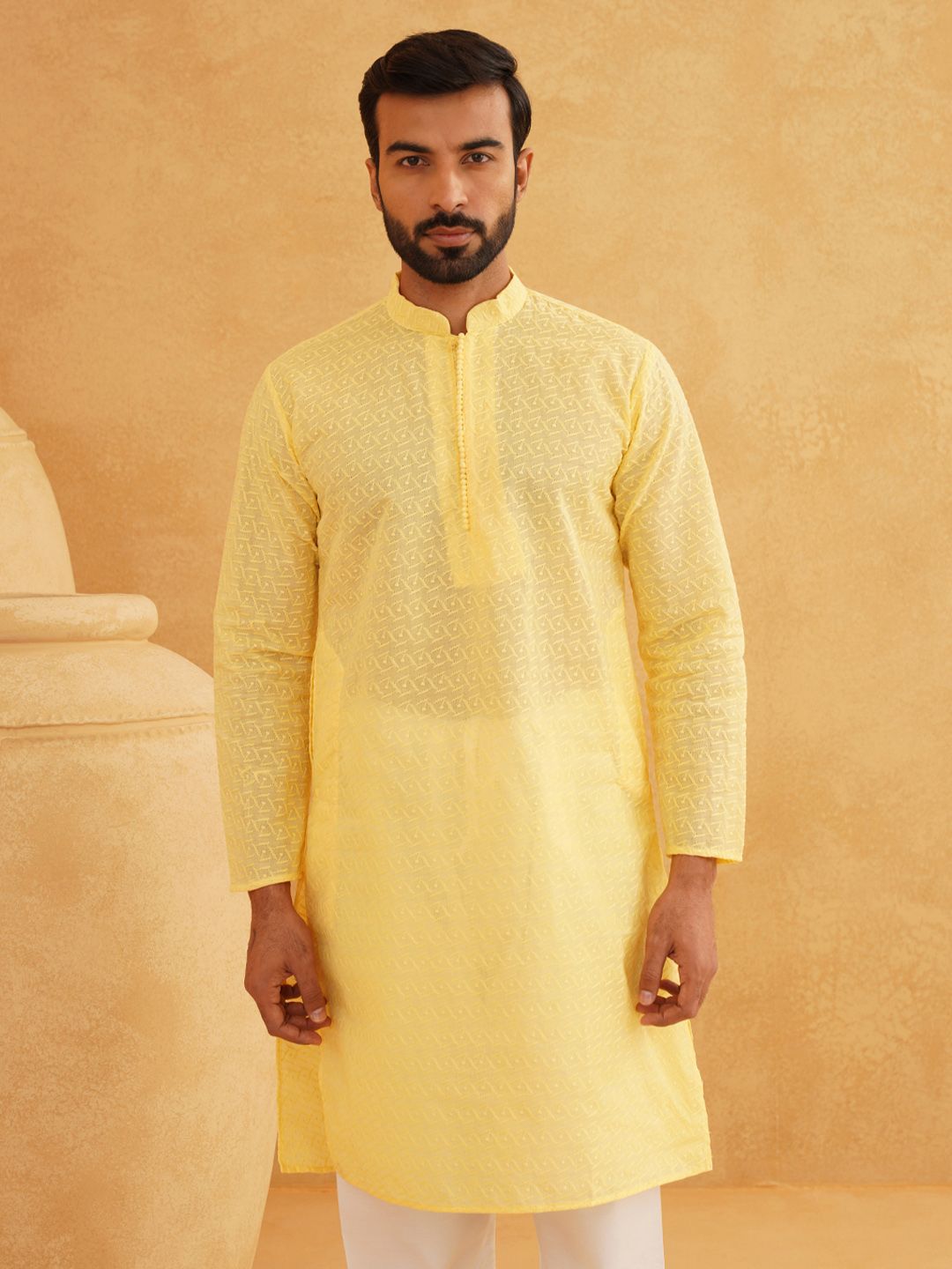 SOJANYA Men Ethnic Motifs Embroidered Chikankari Pure Cotton Kurta