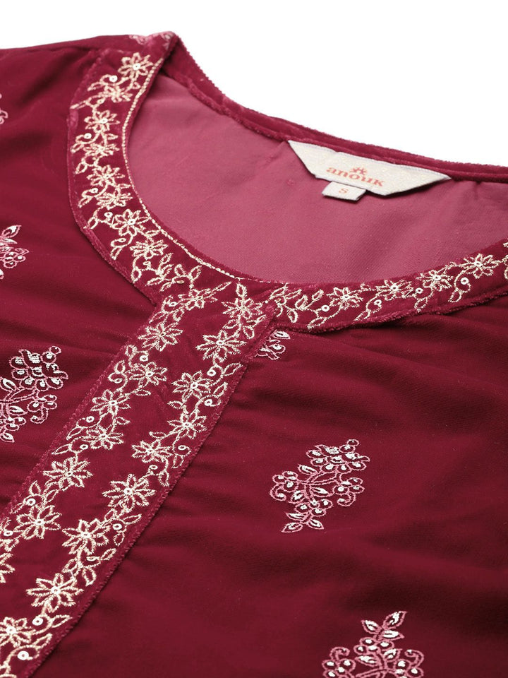 Anouk Ethnic Print Velvet-Finish Regular Kurti with Trouser