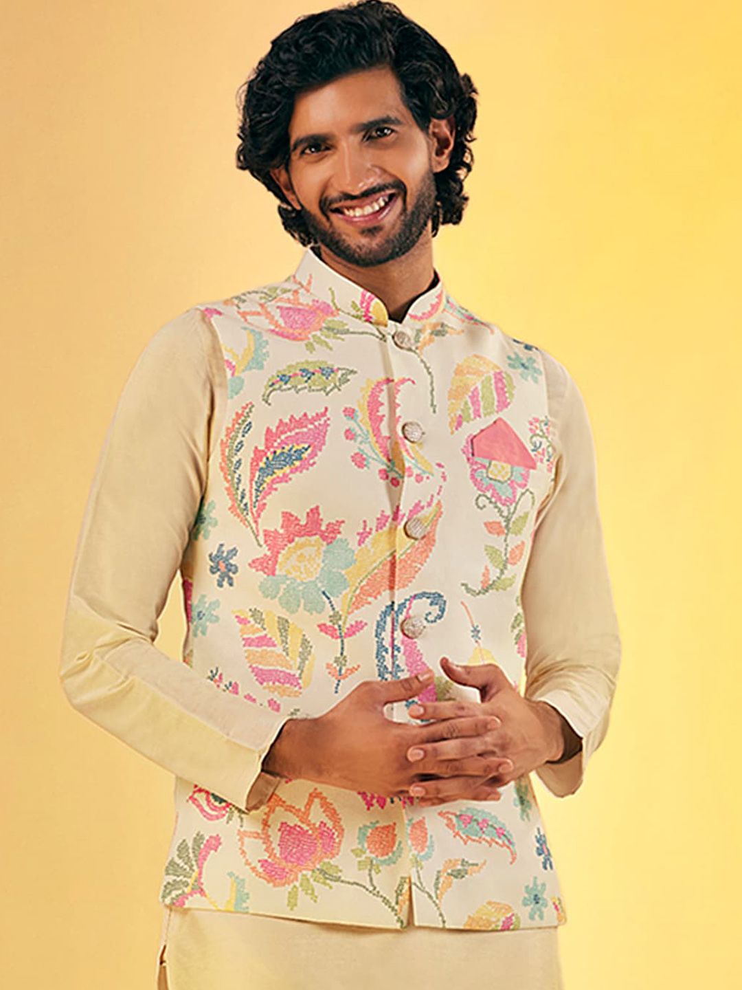 KISAH Men Printed Zari  Regular Fit Nehru Jacket