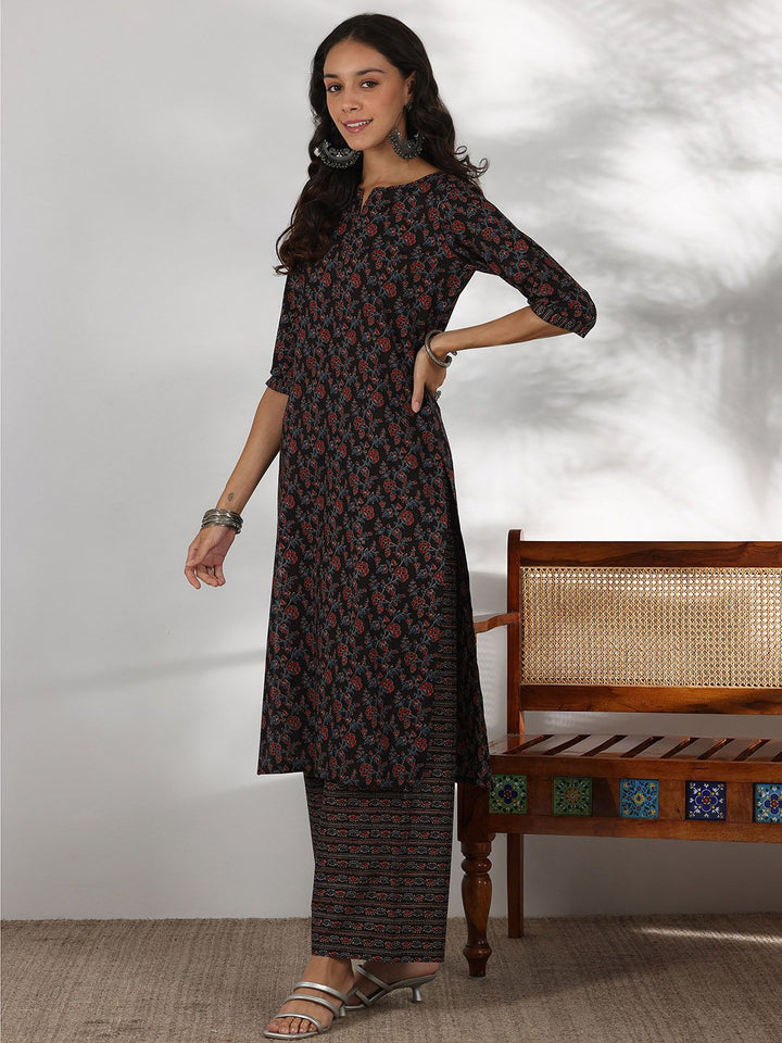 Libas Floral Printed Notch Neck Pure Cotton Straight Kurta with Palazzo & Dupatta