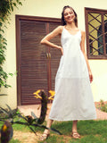 Sassafras Reka Bentuk Diri Putih Schiffli Pure Cotton A-Line Midi Dress
