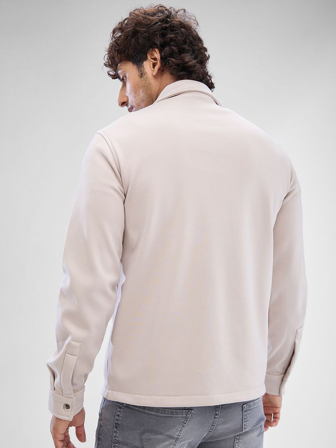 SPYKAR Men Opaque Solid Spread Collar Casual Shirt