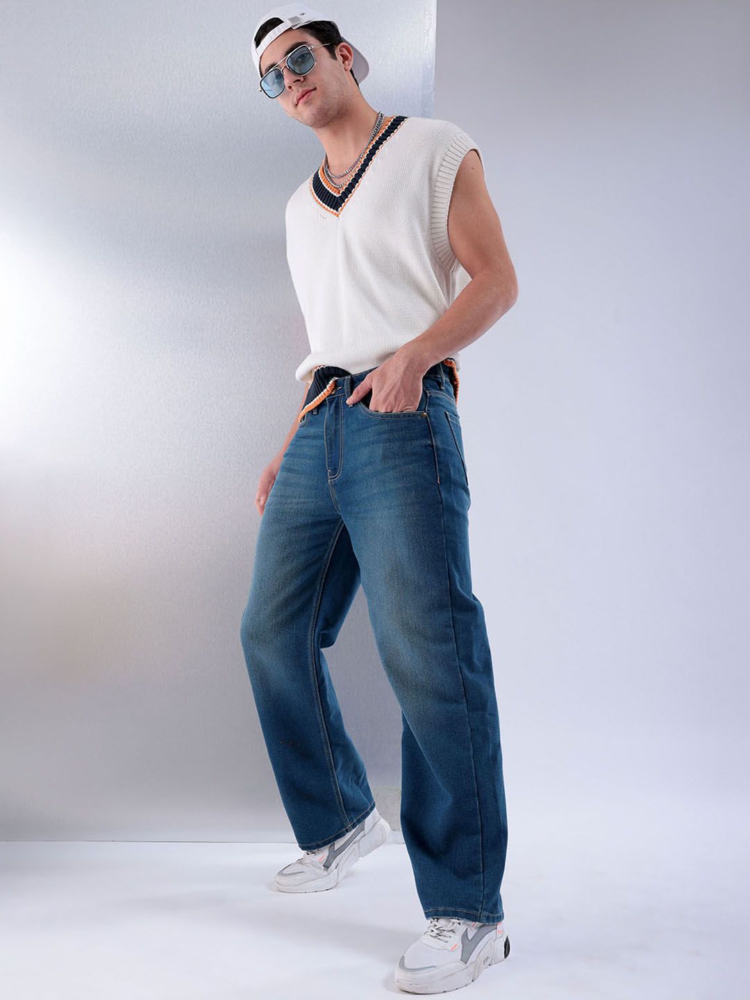 The Indian Garage Co Men Mid-Rise Loose Baggy Fit Stretchable Jeans