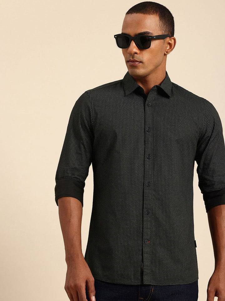 Being Human Spread Collar Conversational Printed Slim Fit Casual