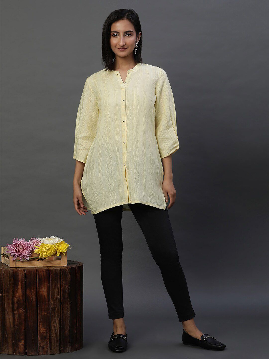 AURELIA Geometric Woven Design Mandarin Collar Straight Kurti