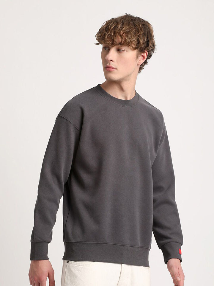 THE BEAR HOUSE Round Neck Pullover Sweatshirt