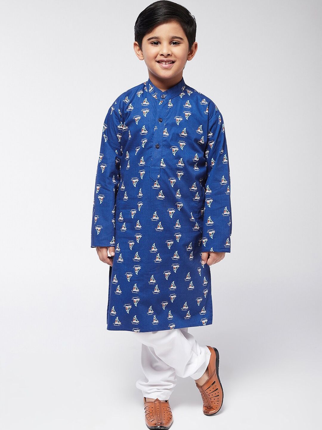 SOJANYA Boys Blue & White Quirky Printed Mandarin Collar Cotton Straight Kurta