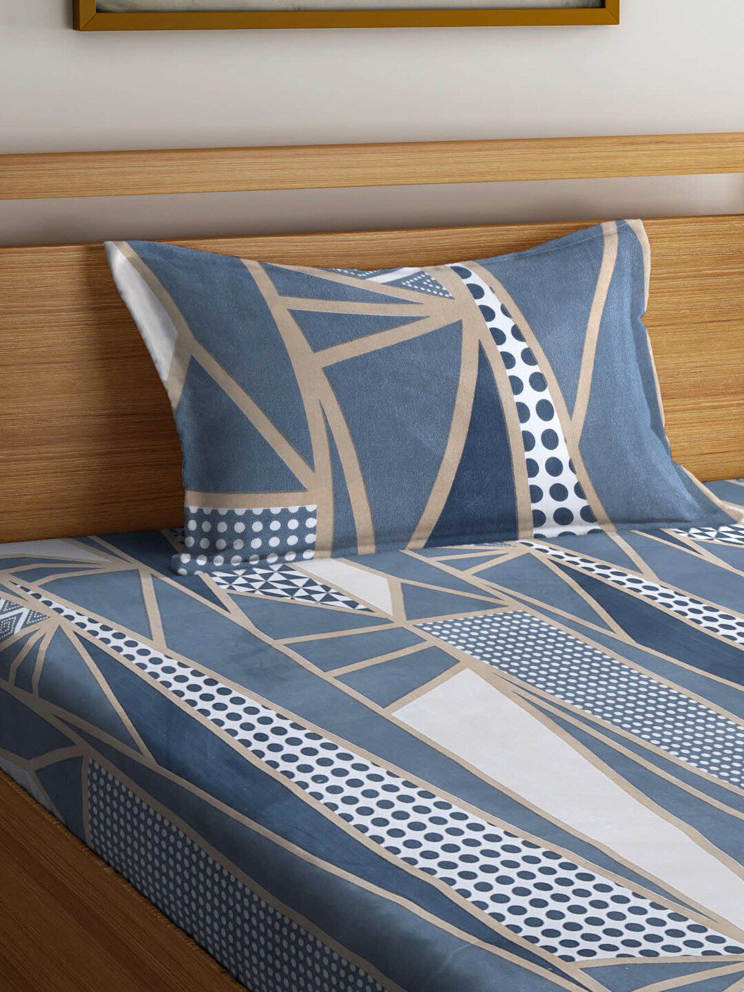 KLOTTHE Blue & Beige Geometric Printed 300 TC Fitted Single Bedsheet & Pillow Cover