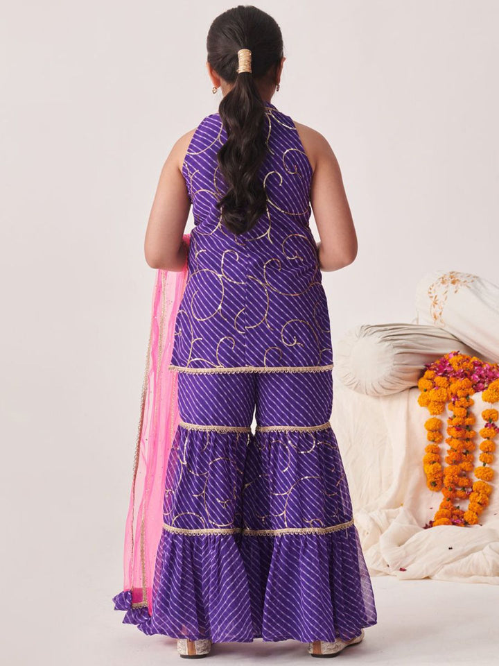 pspeaches Girls Tiered Kurta with Sharara & With Dupatta