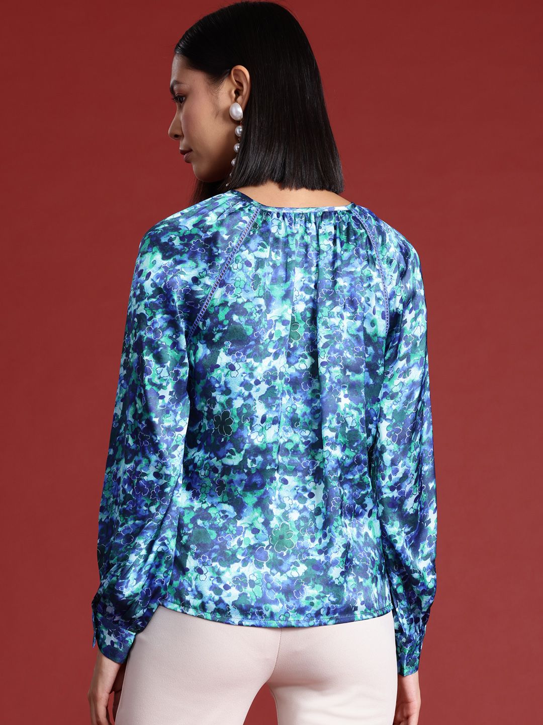 all about you Satin Finish Floral Print Keyhole Neck Top
