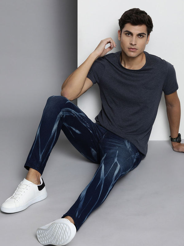 The Indian Garage Co Men Blue Carrot Fit Light Fade Stretchable Jeans