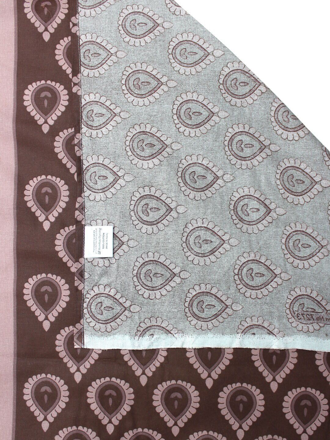 BOMBAY DYEING Blue & White Ethnic Motifs 110 TC Queen Bedsheet with 2 Pillow Covers