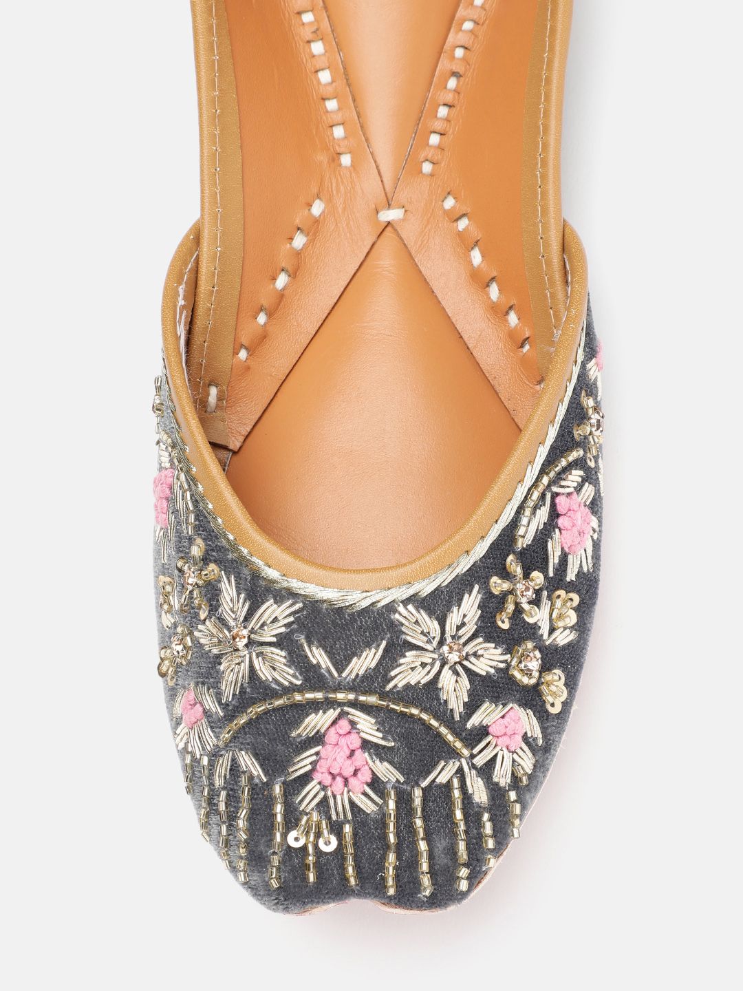 House of Pataudi Women Ethnic Embellished Mojaris