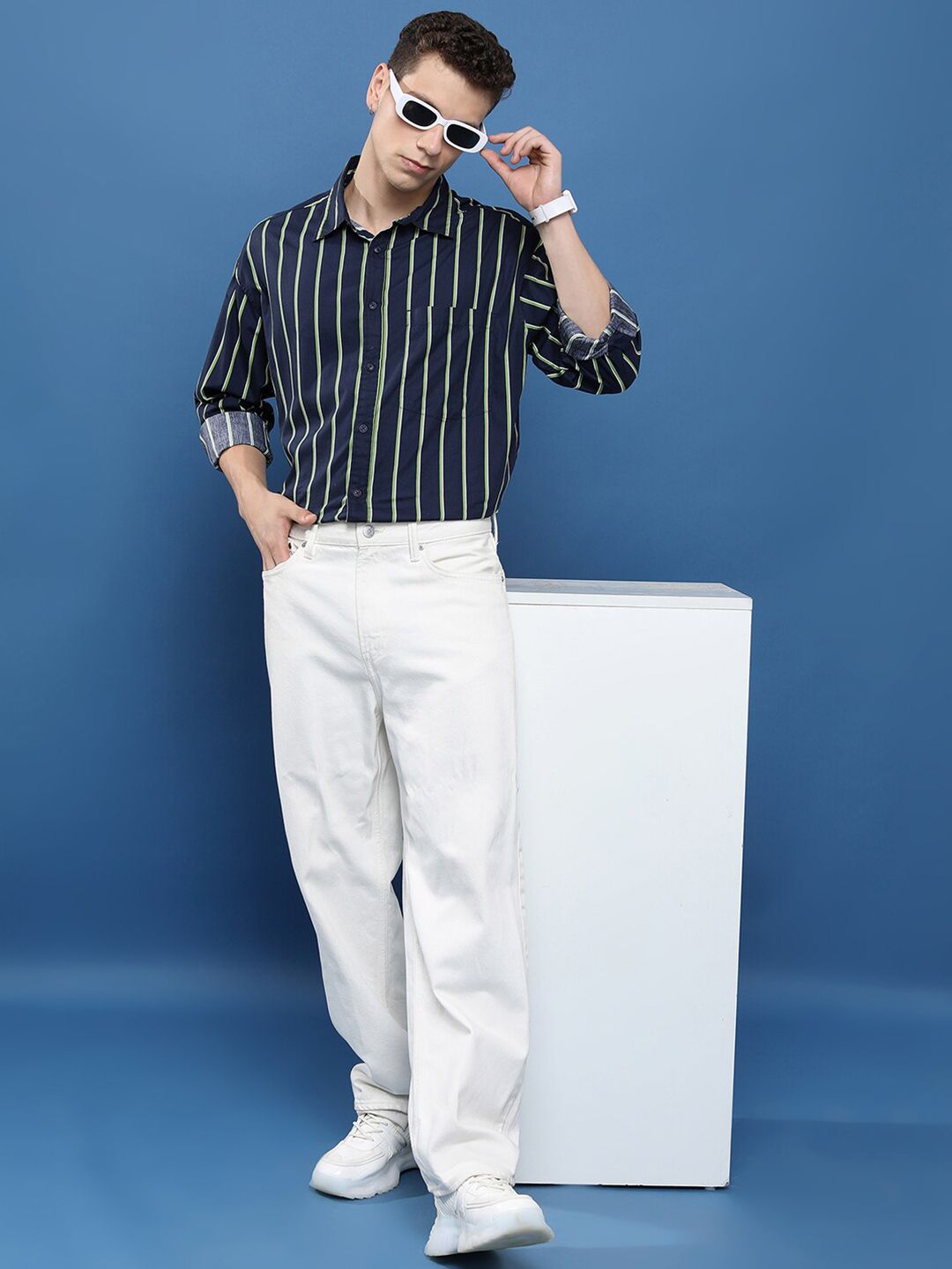 HIGHLANDER Vertical Stripes Spread Collar Long Sleeves Cotton Casual Shirt