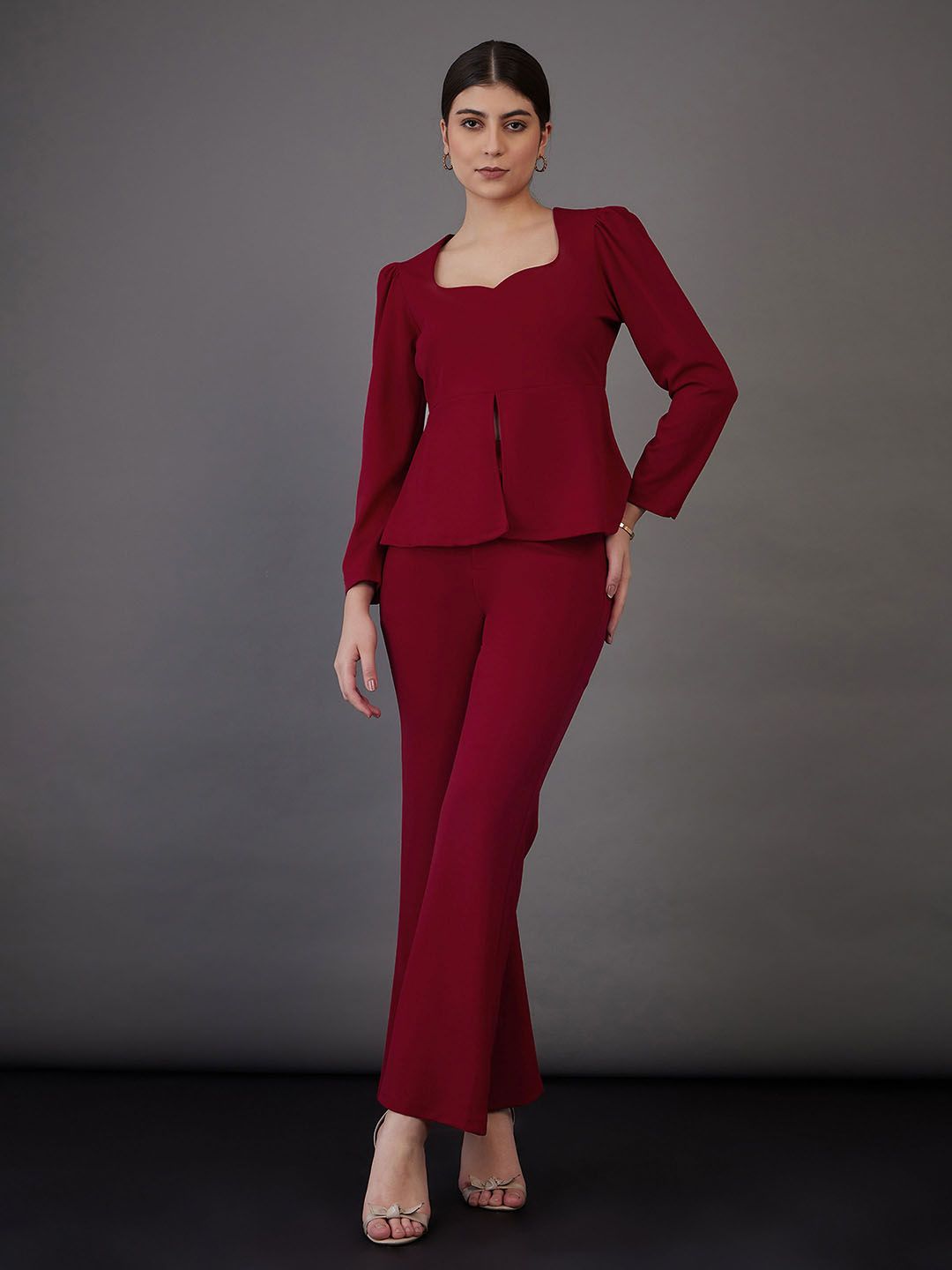 SASSAFRAS worklyf Sweetheart Neck Puff Sleeves Top With Bell Bottom Trousers