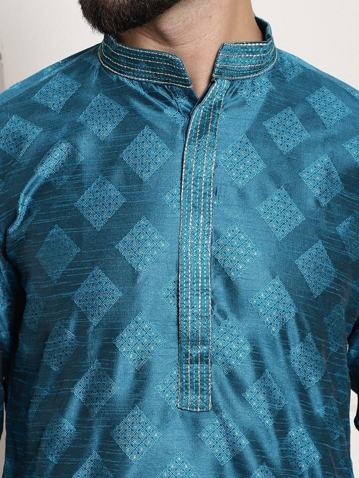 SOJANYA Ethnic Motifs Embroidered Mandarin Collar Thread Work Cotton Silk Kurta