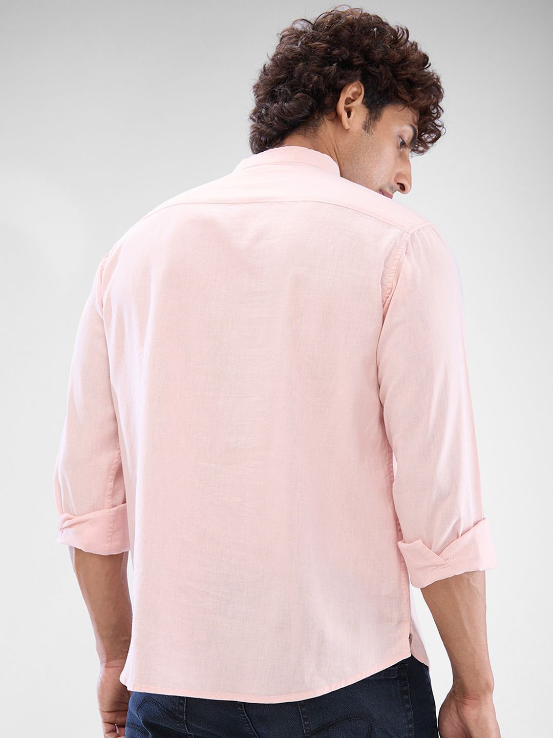 SPYKAR Men Slim Fit Opaque Solid Mandarin Collar Casual Shirt