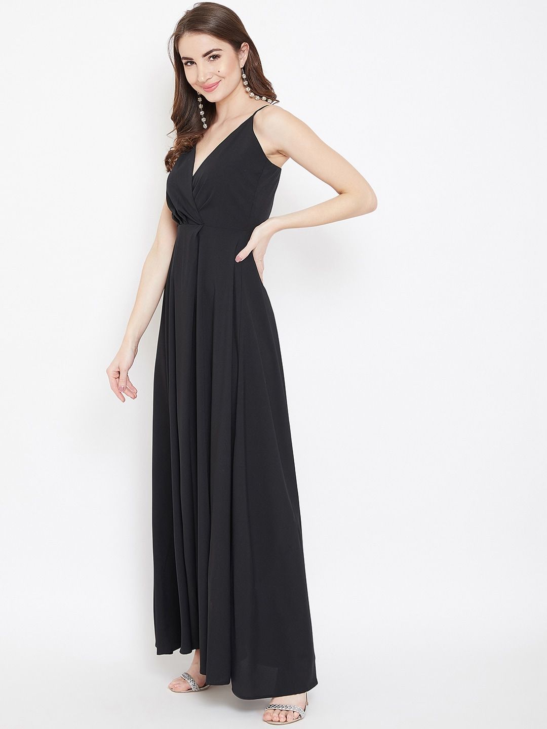 Berrylush Women Black Solid Maxi Dress