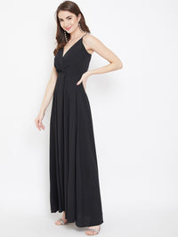 Berrylush Women Black Solid Maxi Dress