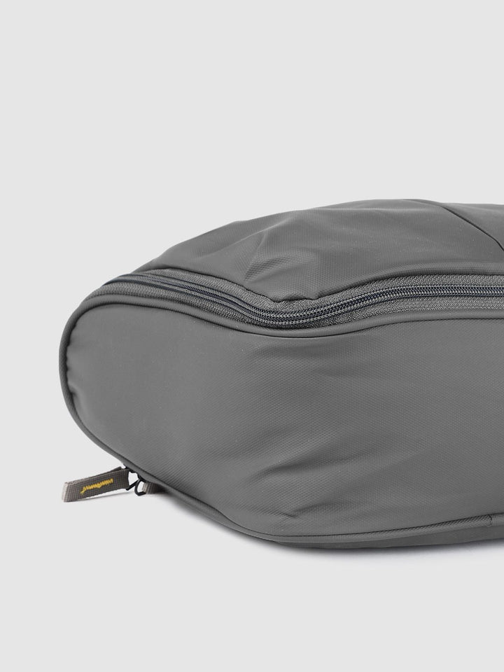 Gear Unisex Grey Solid Sauve Toilet Kit
