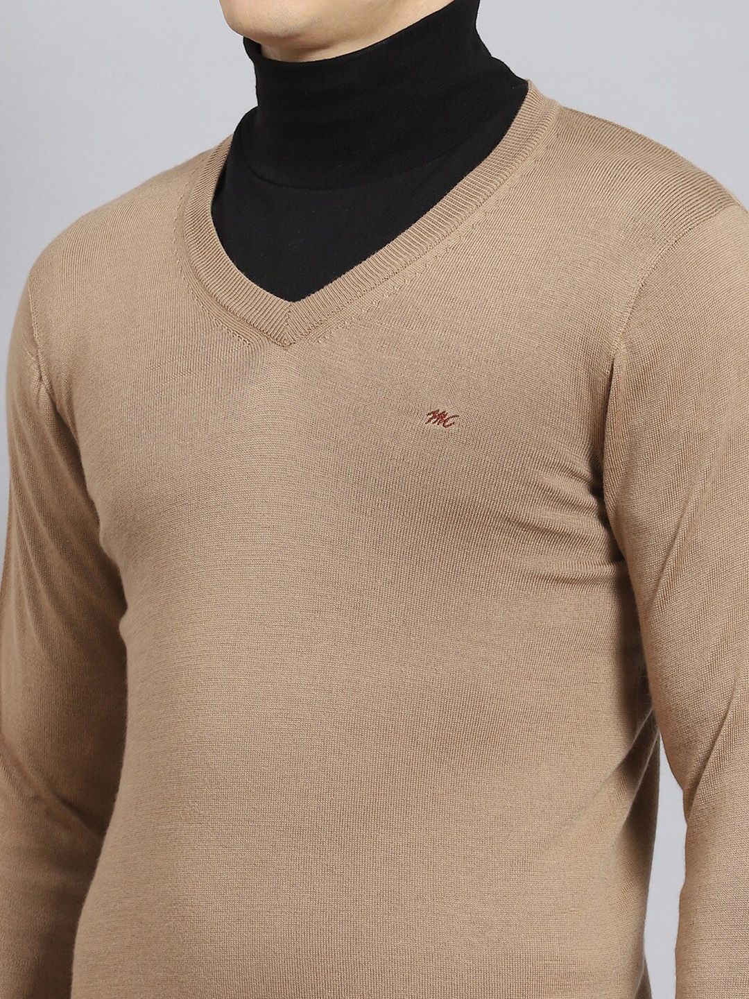 Monte Carlo V-Neck Woollen Pullover