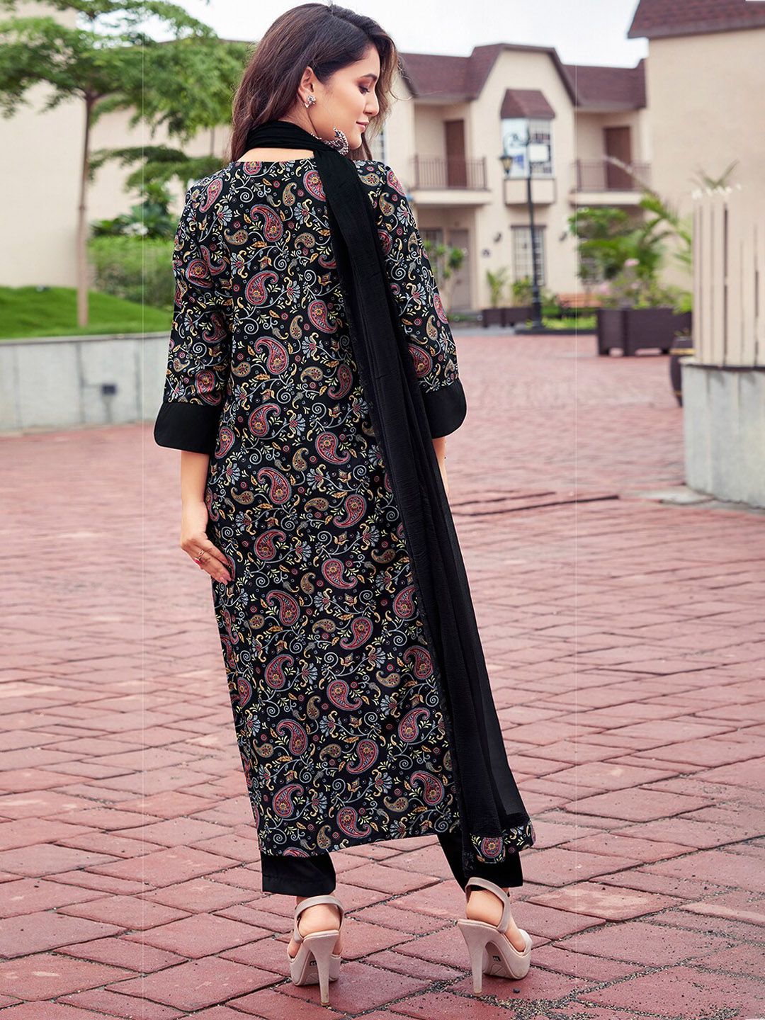 KALINI Paisley Printed Keyhole Neck Straight Kurta & Trouser With Dupatta