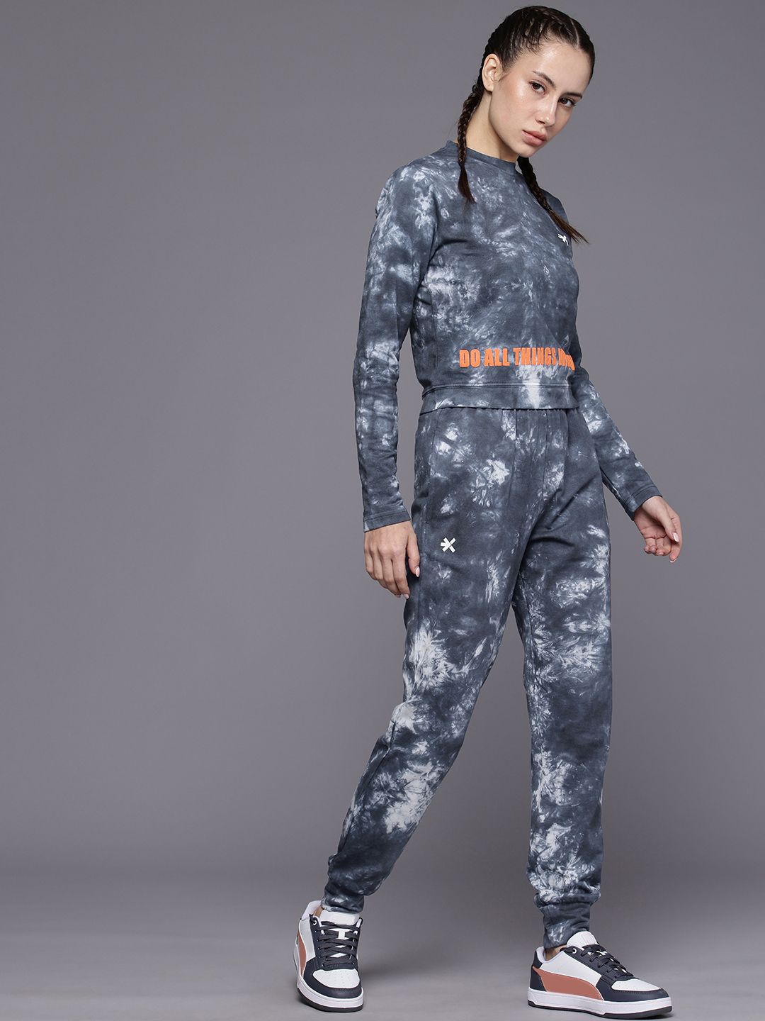 HRX by Hrithik Roshan Tie & Dye Printed Sweatshirt & Joggers
