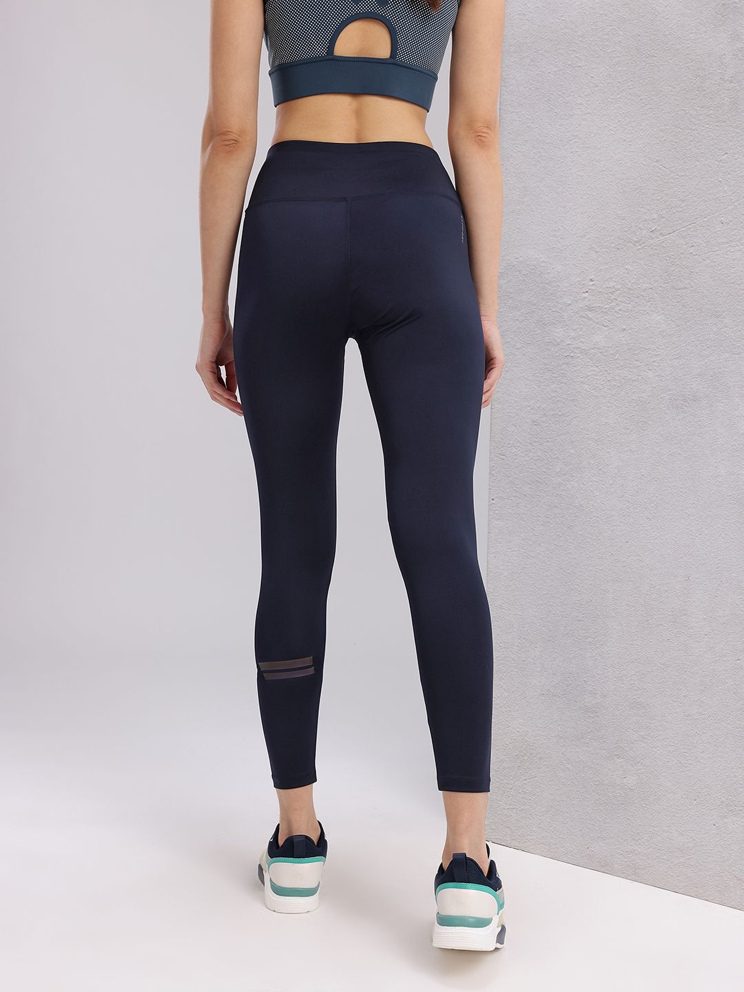 HRX by Hrithik Roshan Women Mid-Rise Cropped Rapid-Dry Training Tights