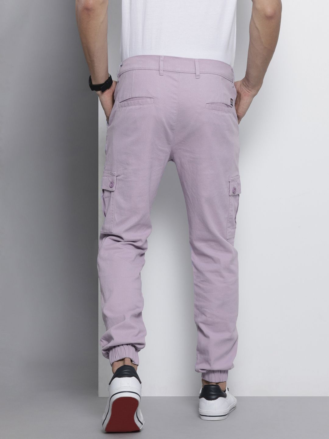 The Indian Garage Co Men Lavender Solid Smart Slim Fit Cargos Trousers