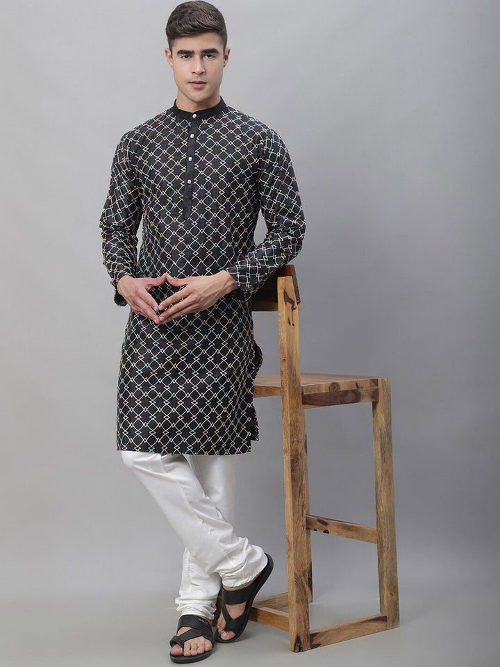 SOJANYA Geometric Embroidered Thread Work  Cotton Kurta With Churidar