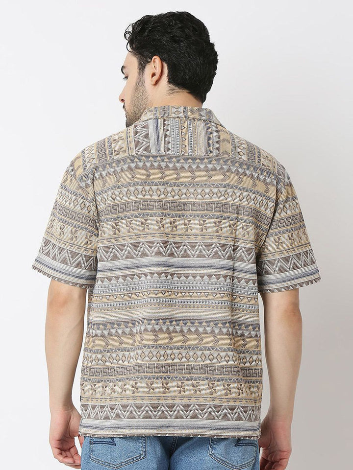 SPYKAR Men Relaxed Fit Cuban Collar Geometric Printed Cotton Casual Shirt