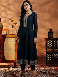 Libas Women Floral Yoke Design Panelled Kurta with Trousers & With Dupatta