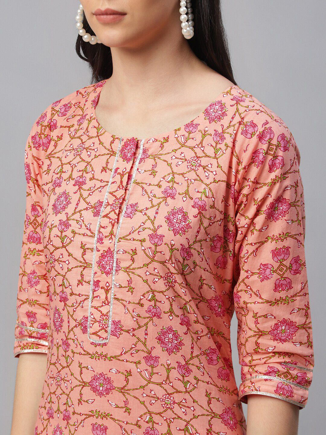 Libas Women Peach & Pink Floral Print Straight Kurta