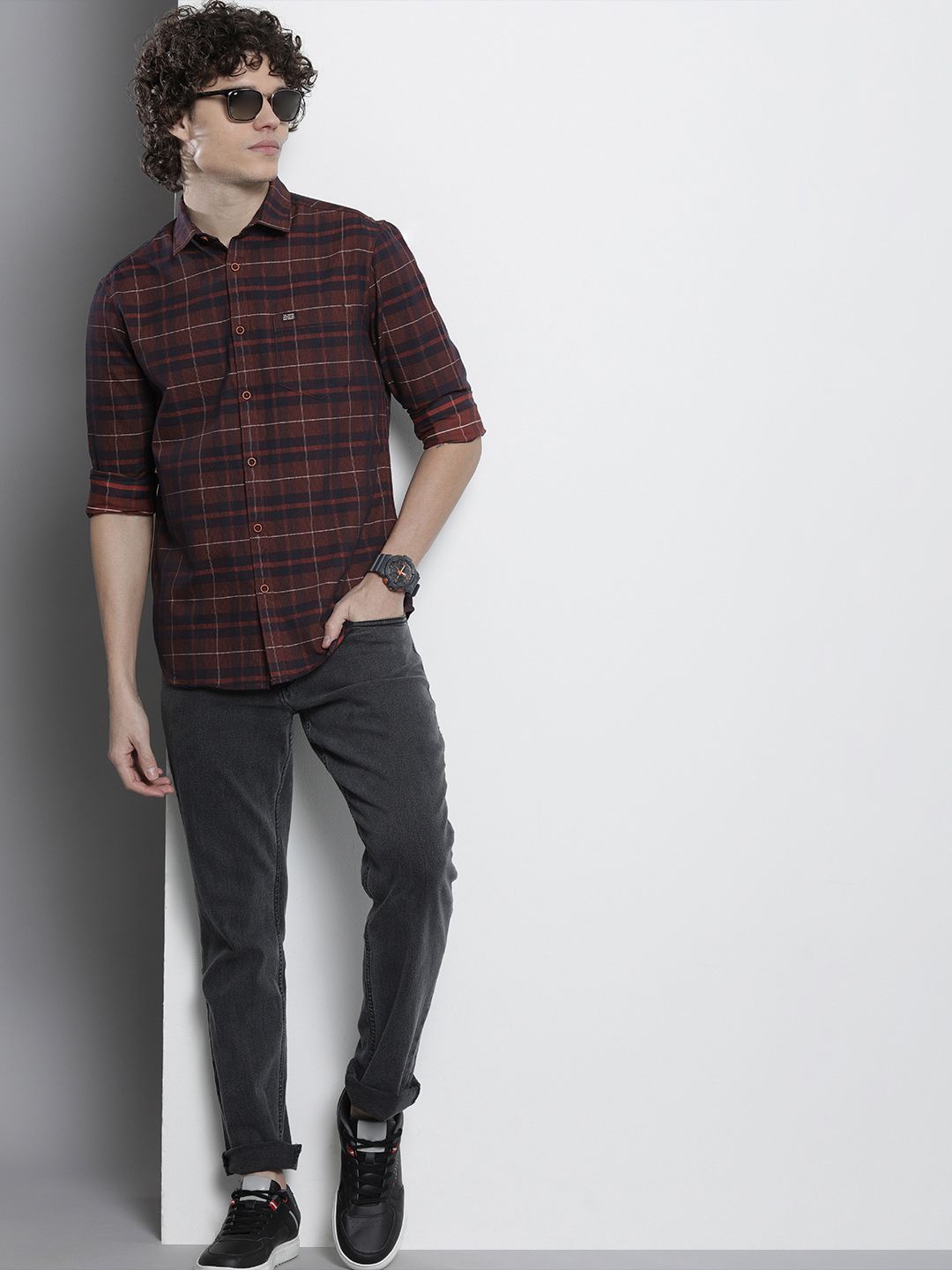 The Indian Garage Co Men Tartan Checked Cotton Casual Shirt
