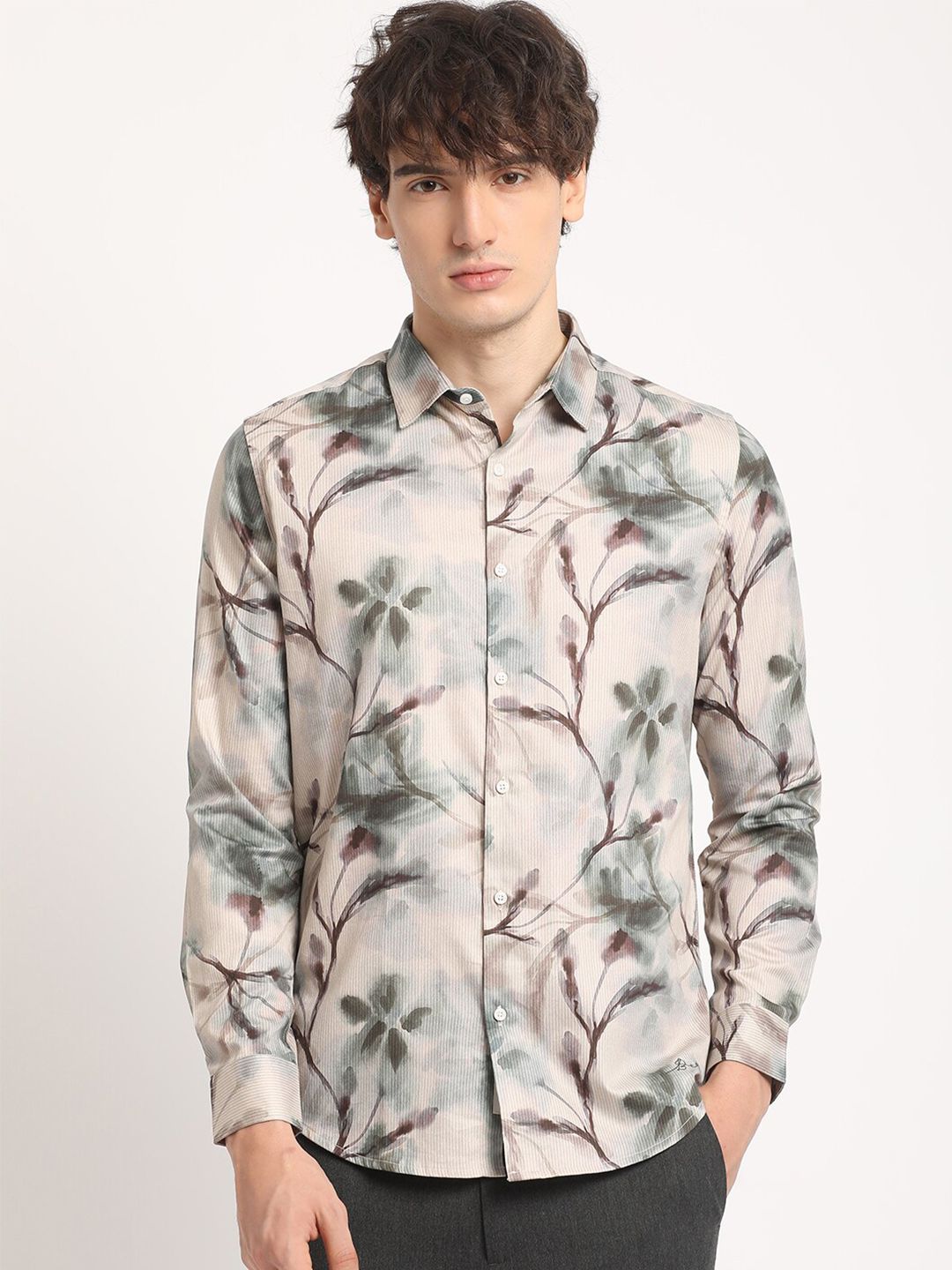 THE BEAR HOUSE Men Abstract Graphic Printed Slim Fit Casual Shirt