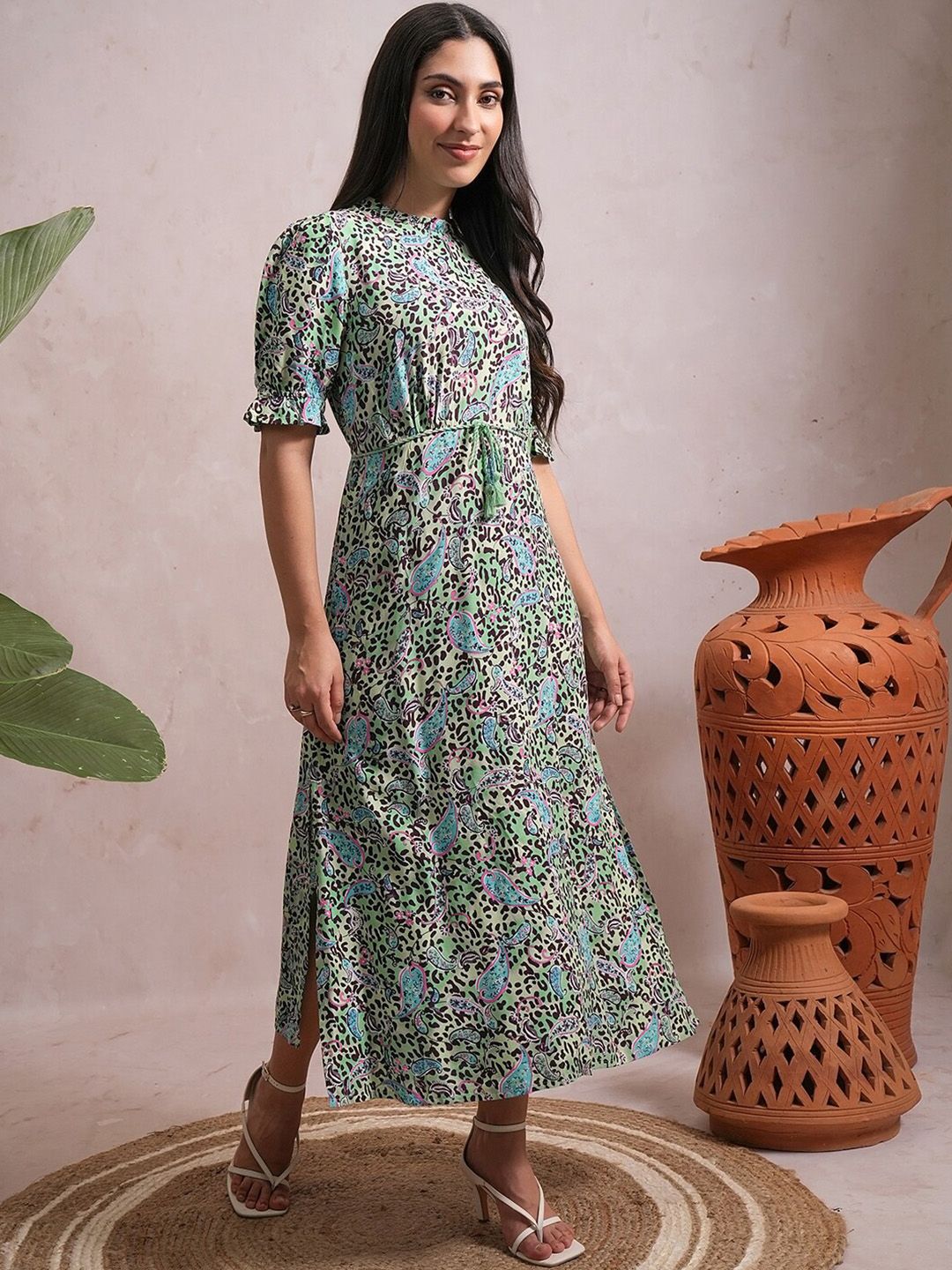 Vishudh Green & Yellow Floral Printed Fit & Flare Midi Dress