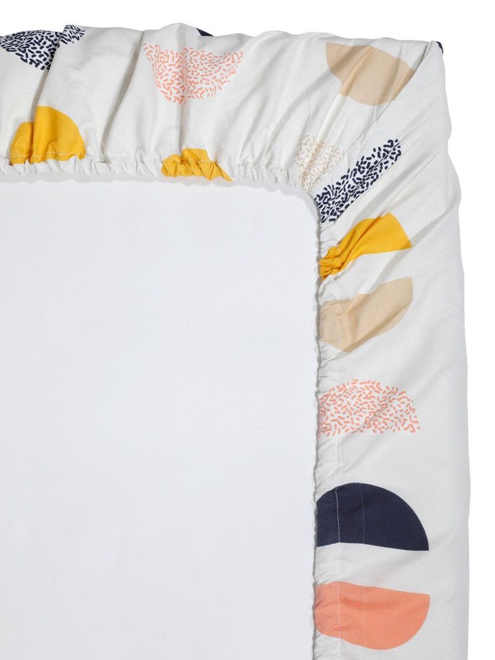 Myntra Elegant Homes White Geometric 300 TC Fitted King Fine Bedsheet with 2 Pillow Covers