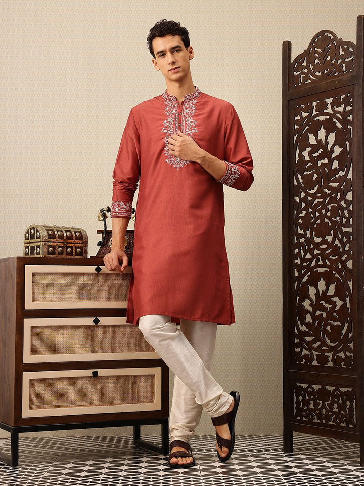 House of Pataudi Floral Embroidered Sequinned Detail Jashn Kurta