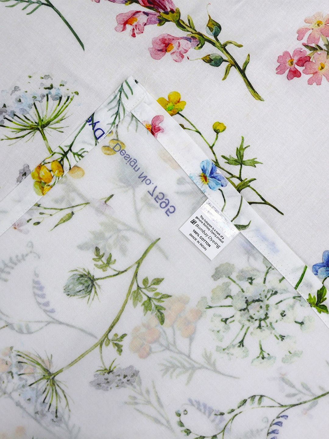 BOMBAY DYEING Blooming Muse Blue Floral Cotton 144 TC King Bedsheet Set 2.74 x 2.74 m