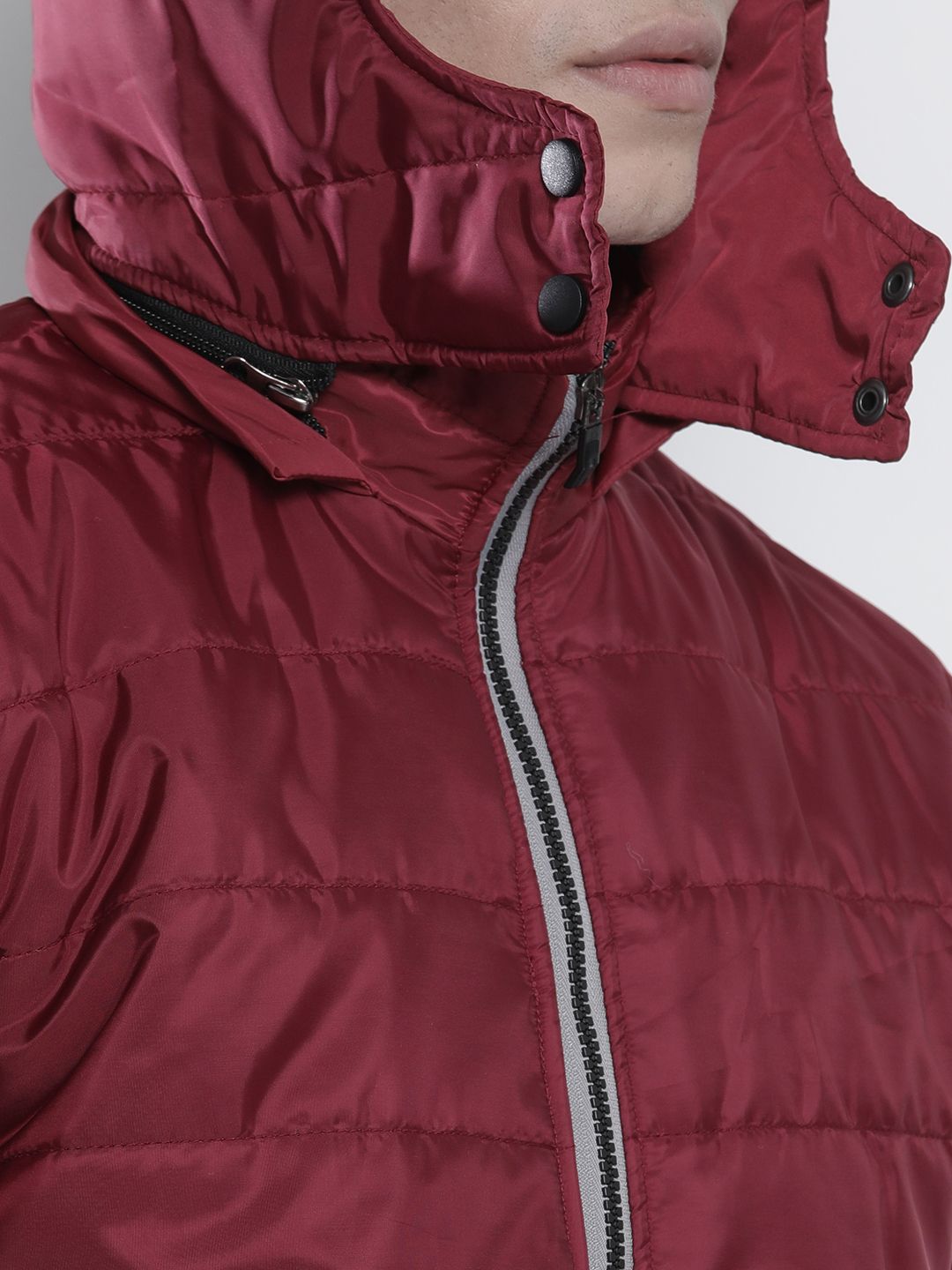 The Indian Garage Co Men Slim Fit Puffer Jacket with Detachable Hood