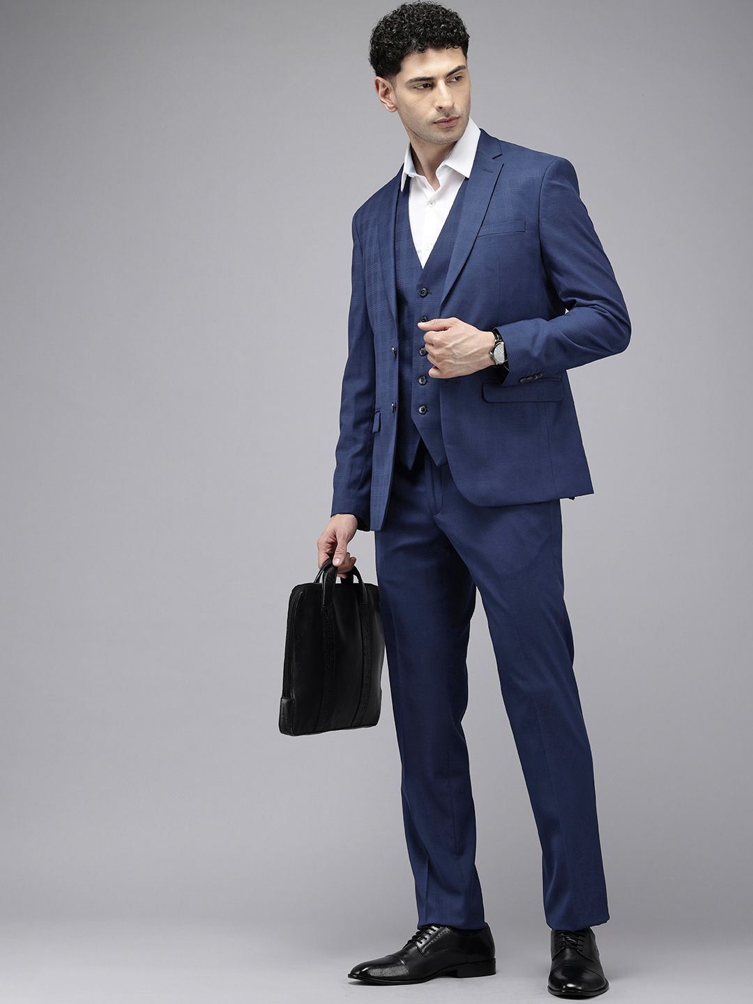 Park Avenue Super Slim Fit Notched Lapel Collar Single Breasted 3-Piece Formal Suit