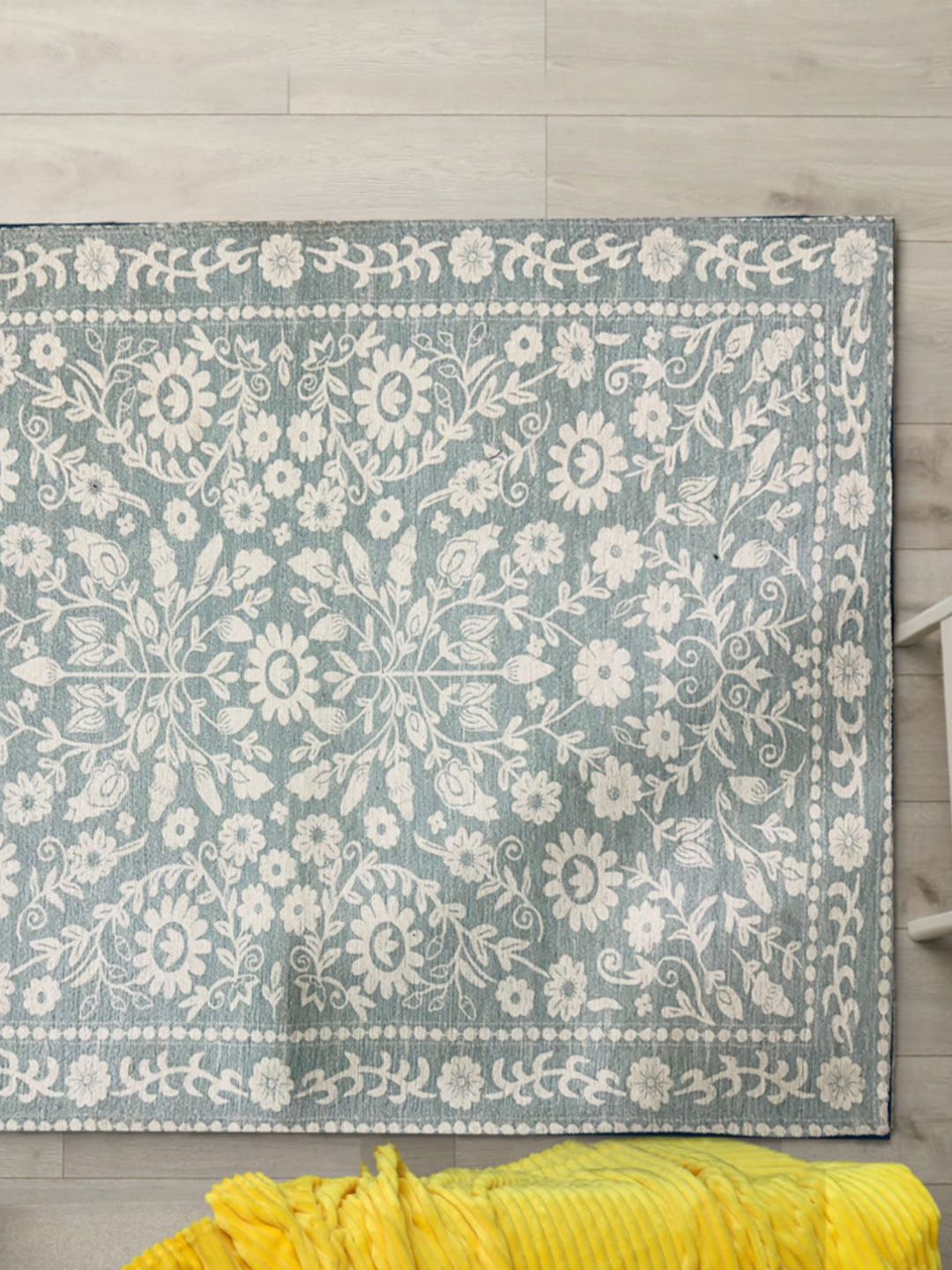 URBAN SPACE Grey & Off White Floral Printed Vintage Anti-Skid Carpet