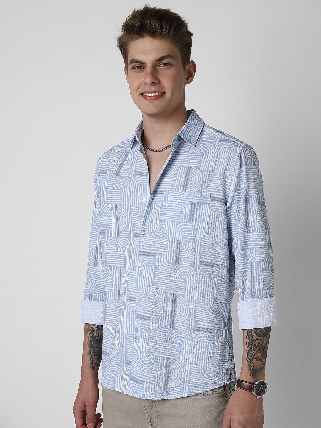 VASTRADO Men Classic Slim Fit Floral Opaque Printed Casual Shirt