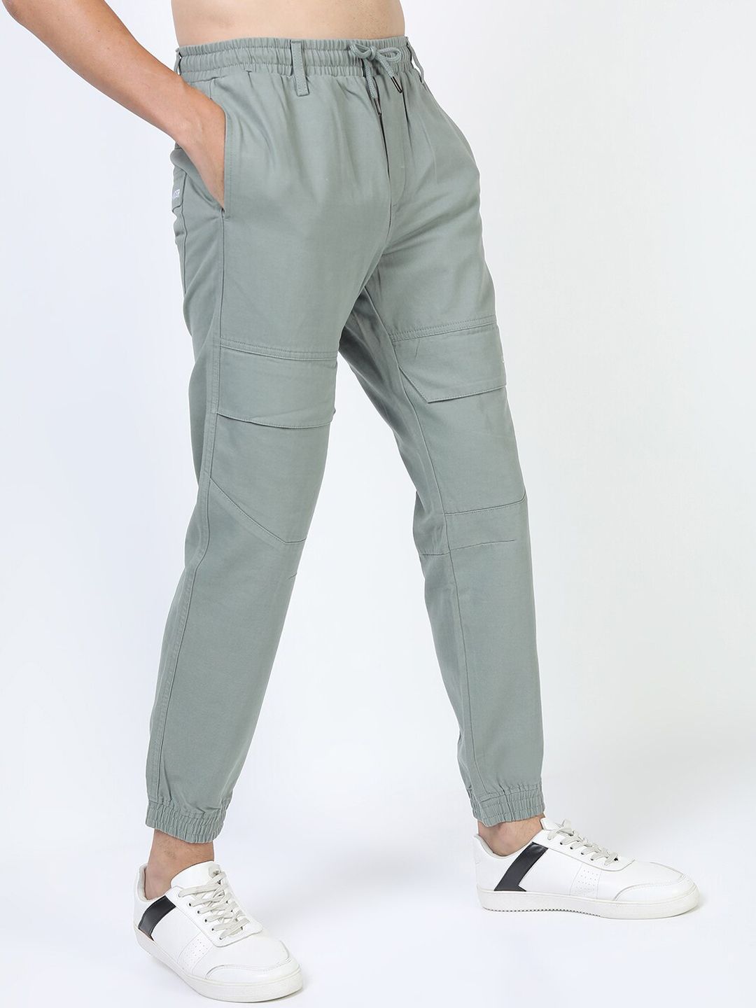 HIGHLANDER Men Grey Solid Cotton Regular Joggers